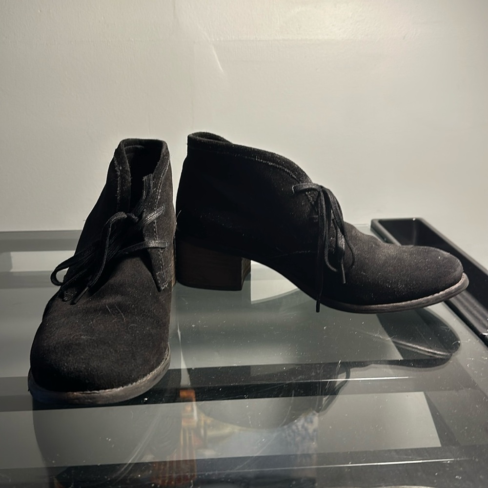Women’s Shoes